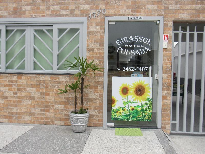 Hotel Pousada Girassol Matinhos Exterior foto